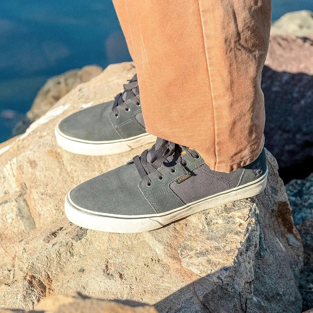 Barge LS Low-Top Vulcanized Brown Tan Blue | etnies Official Low-Top Vulcanized Etnies Skate Original Sustainability Gear
