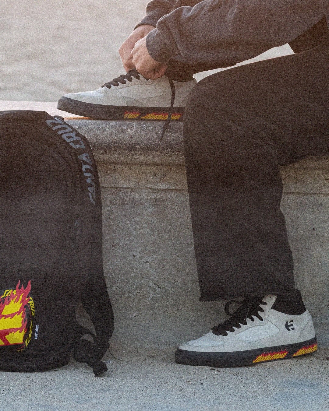 Santa Cruz Flame Fader black - skate backpacks | etnies Official Backpacks Etnies BLACK / ONE SIZE Skate Original Sustainability Gear 4147000180.001.OS.1ST 194691560223