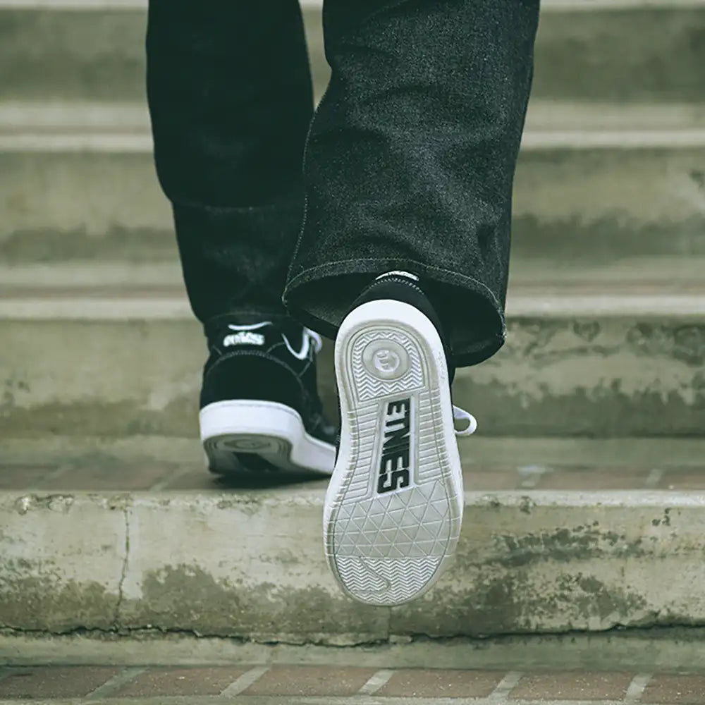 Snake black/white - skate shoes | etnies Official Low-Top Shoe Etnies Skate Original Sustainability Gear