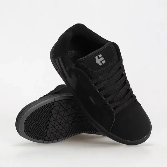 Fader black dirty wash - skate shoes | etnies Official Low-Top Shoe Etnies Skate Original Sustainability Gear
