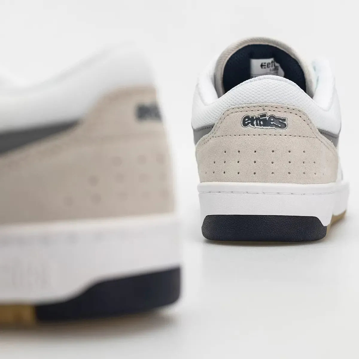 Loot white/navy - skate shoes | etnies Official Low-Top Shoe Etnies Skate Original Sustainability Gear