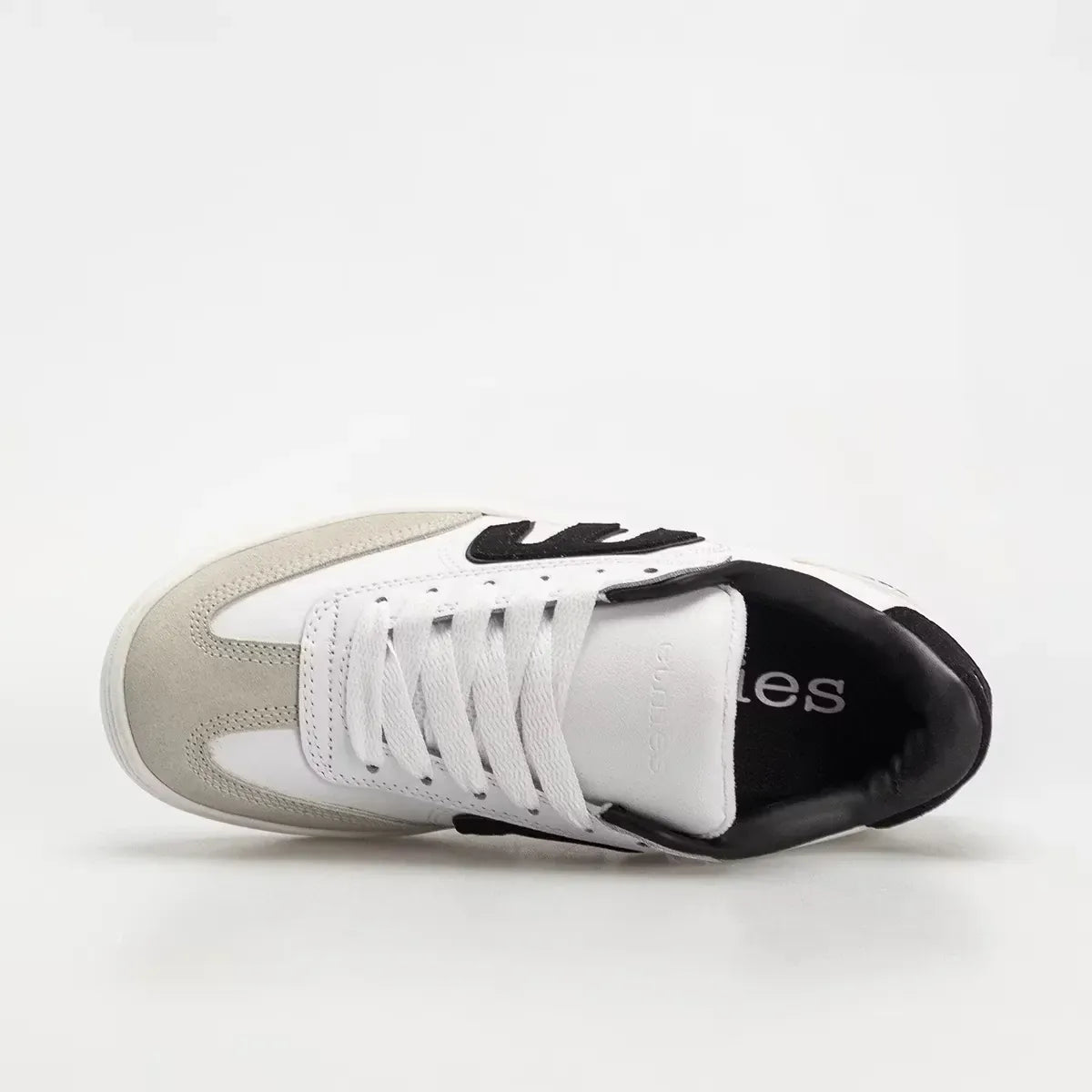 Locut white/black - skate shoes | etnies Official Low-Top Shoe Etnies Skate Original Sustainability Gear