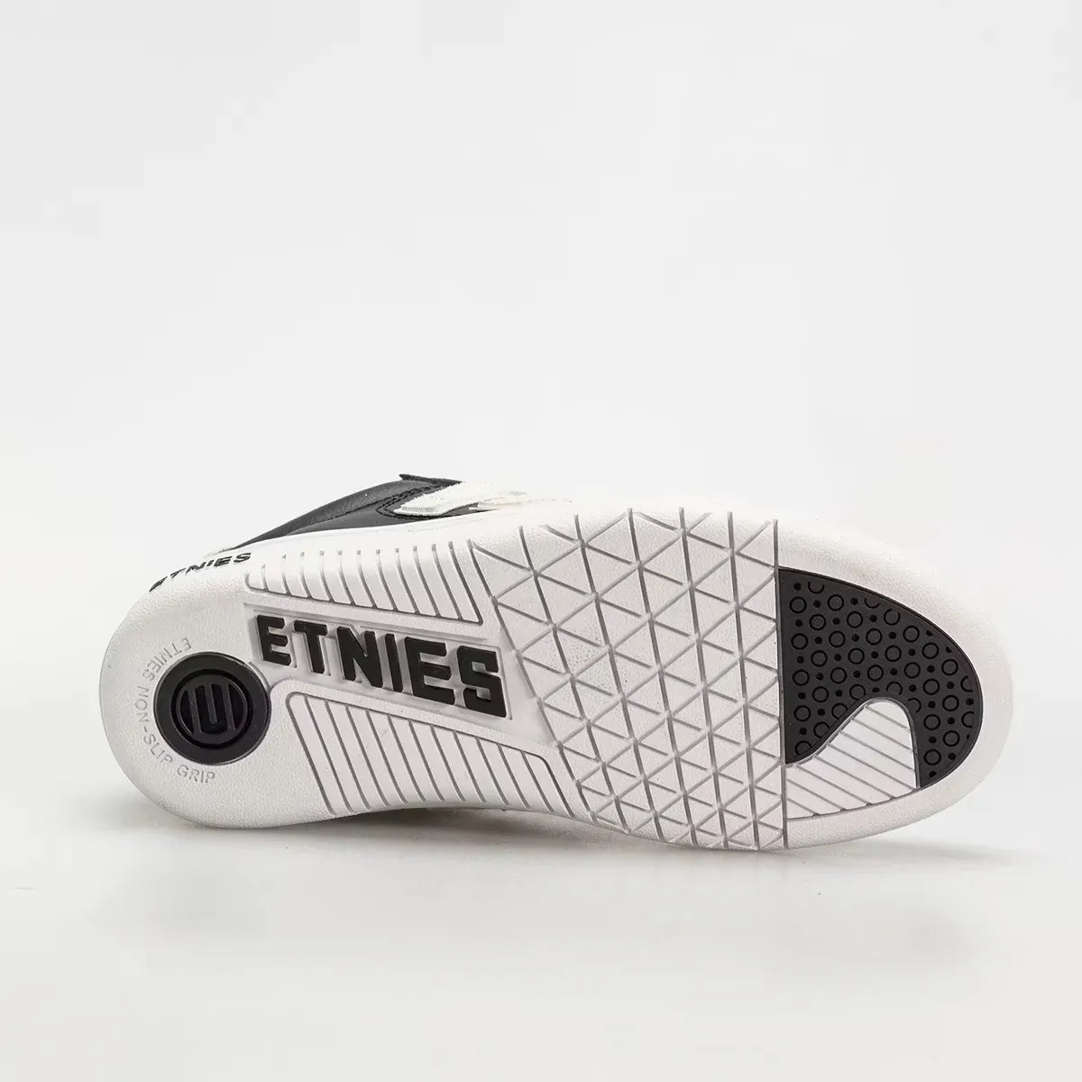 Locut black/white - skate shoes | etnies Official Low-Top Shoe Etnies Skate Original Sustainability Gear