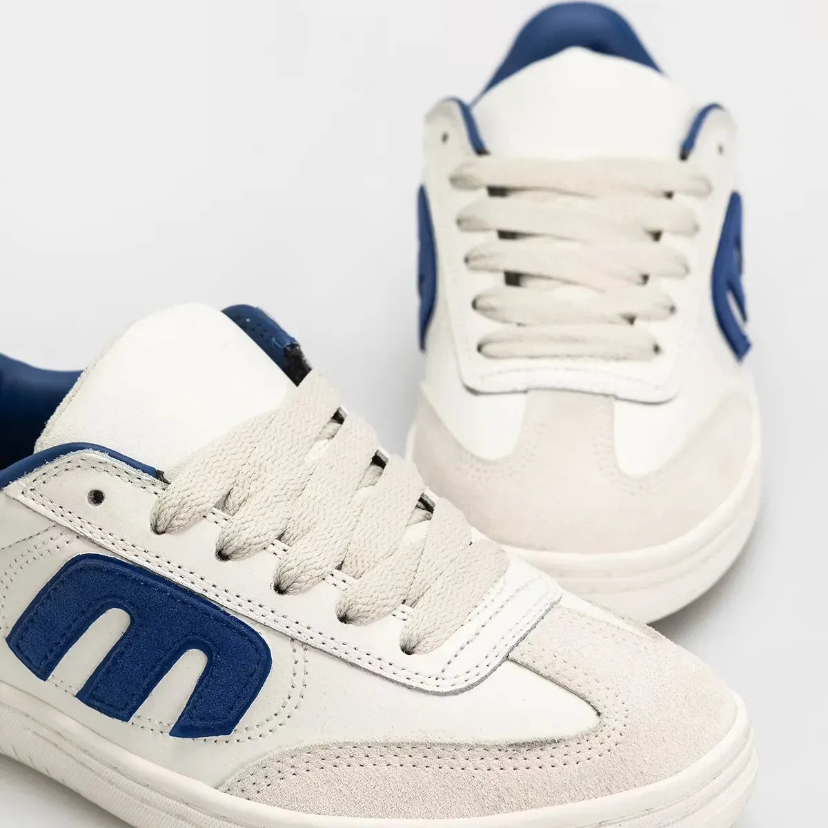 Locut white/blue - skate shoes | etnies Official Low-Top Shoe Etnies Skate Original Sustainability Gear