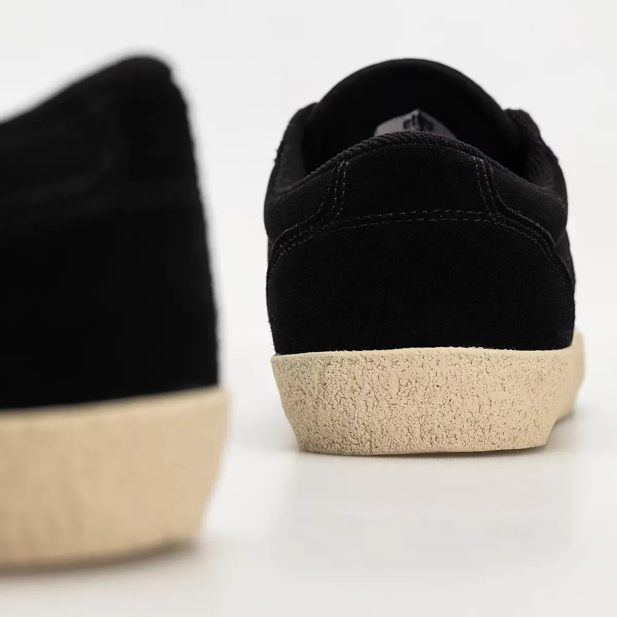 Barge LS Premium Vulcanized Dark Black | etnies Official Low-Top Vulcanized Etnies Skate Original Sustainability Gear