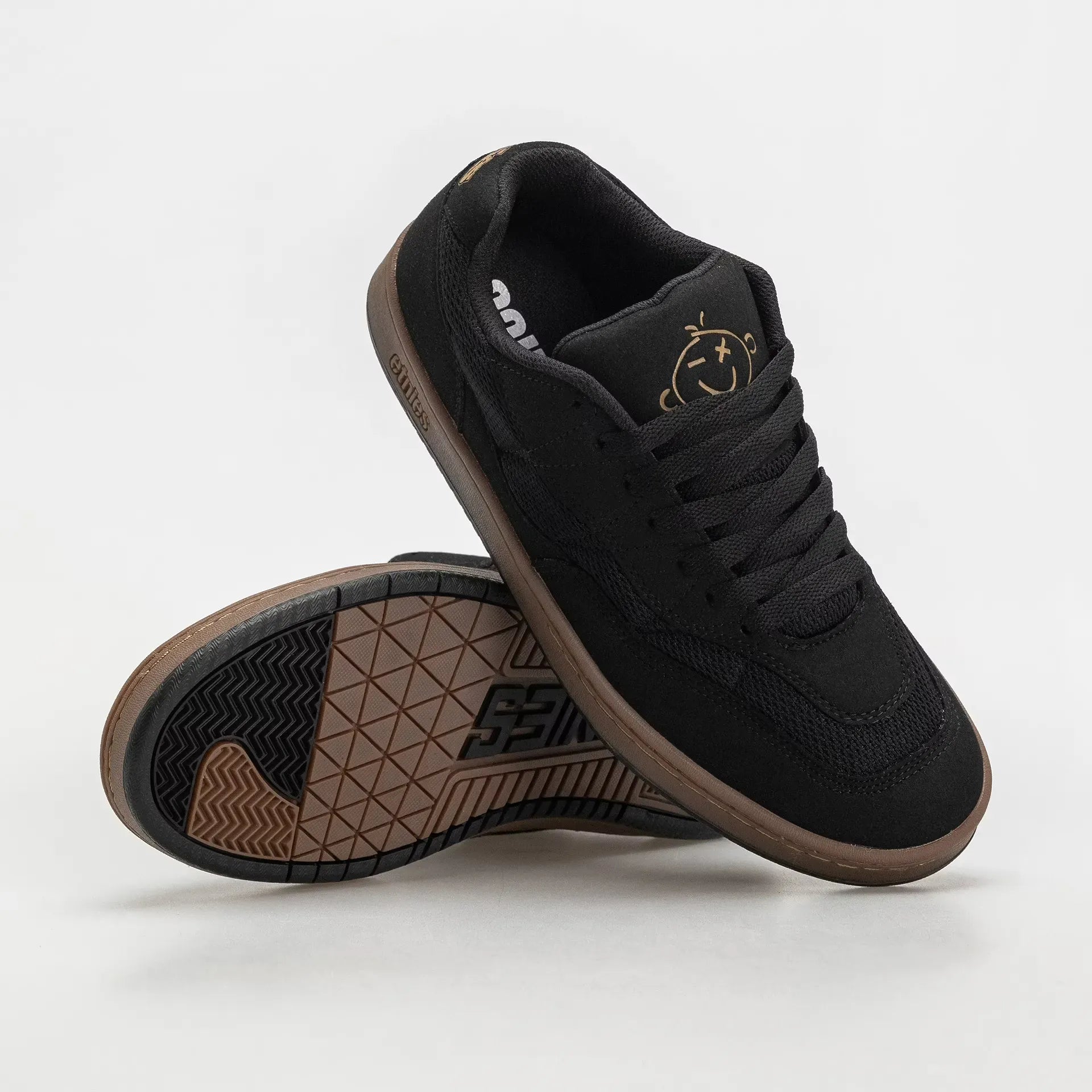 Snake Low - Top Skate Shoe Black Gum | etnies Official Low-Top Shoe Etnies Skate Original Sustainability Gear