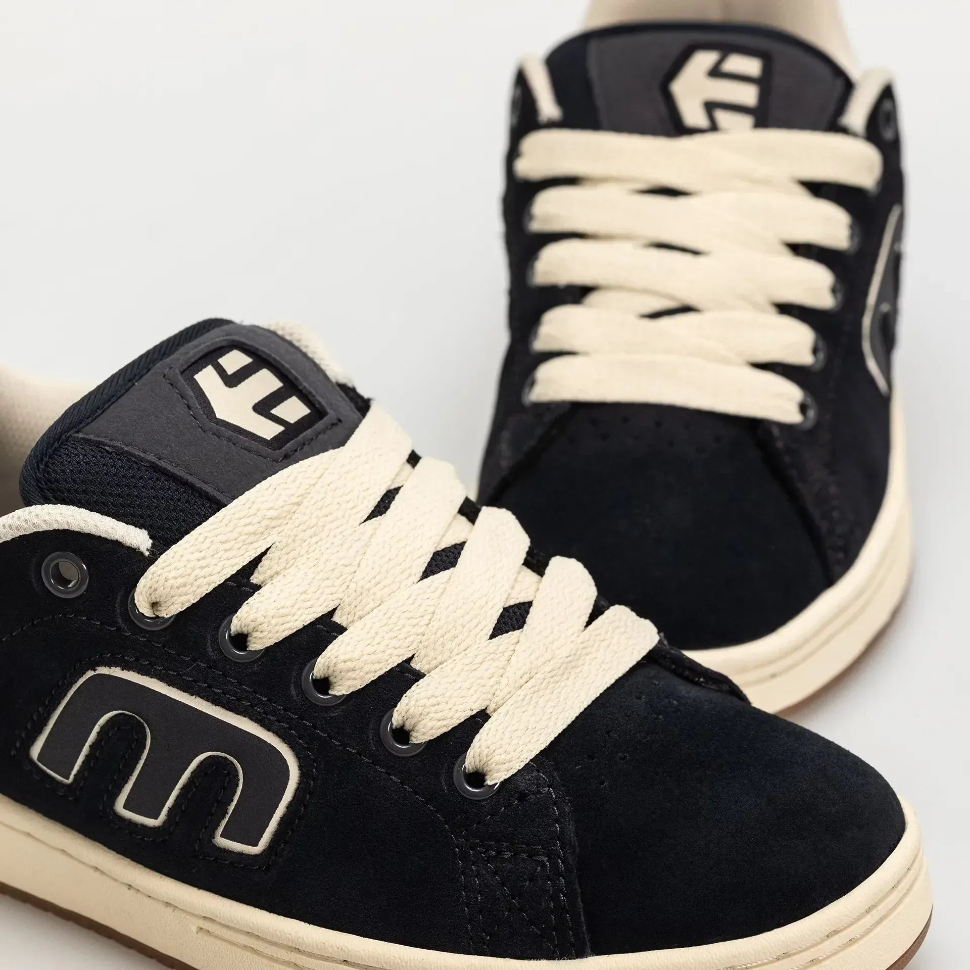 Callicut Low - Top Shoe Navy Tan Skate | etnies Official Low-Top Shoe Etnies Skate Original Sustainability Gear