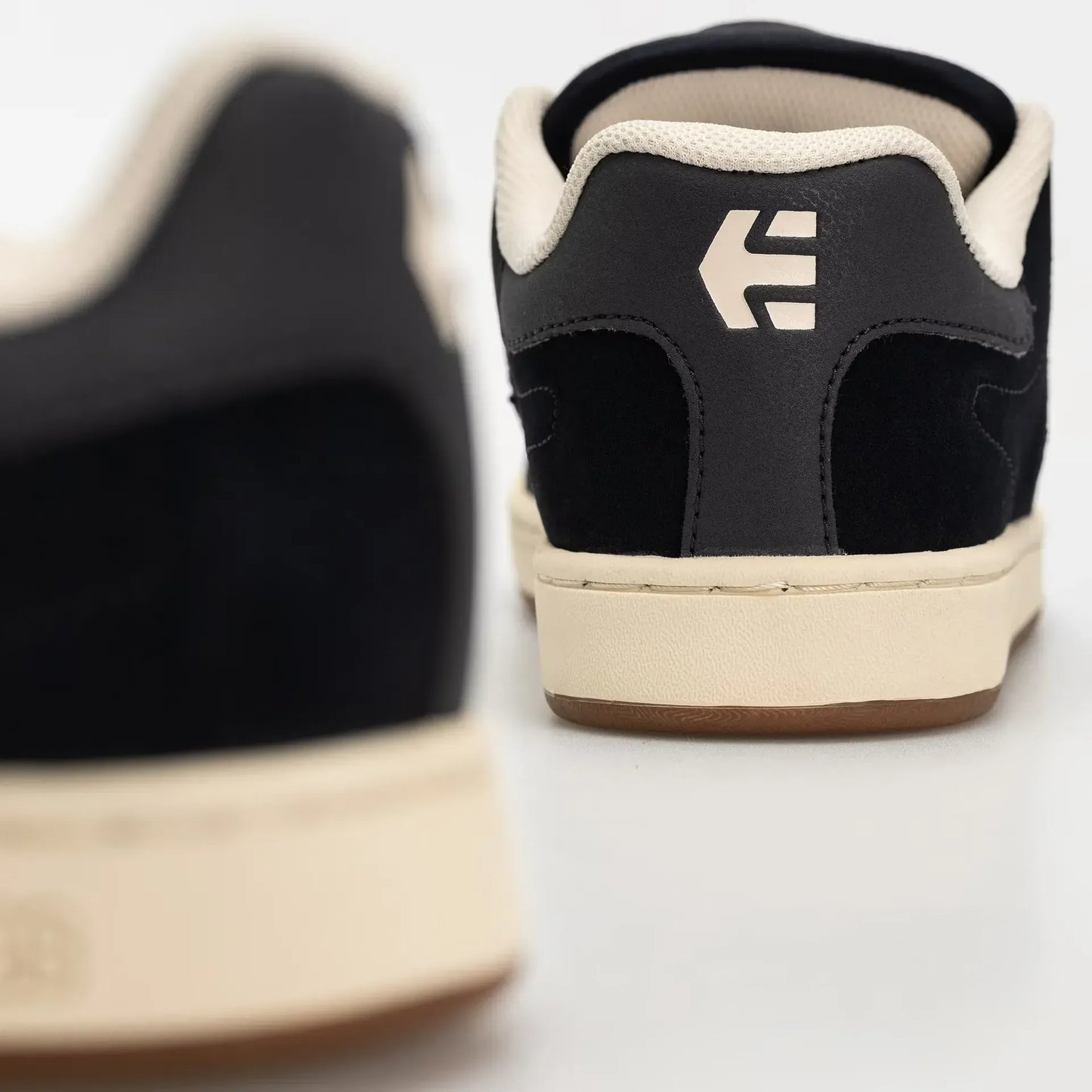 Callicut Low - Top Shoe Navy Tan Skate | etnies Official Low-Top Shoe Etnies Skate Original Sustainability Gear