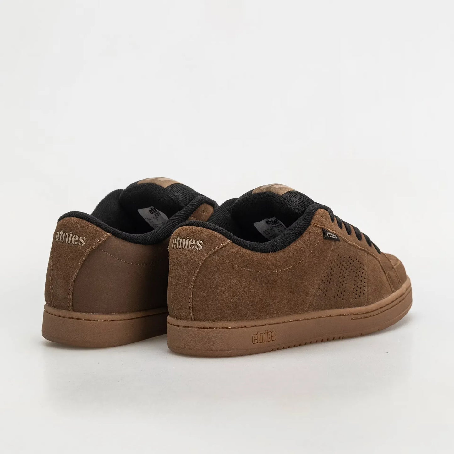 Kingpin Low-Top Shoe Brown Warm Grey Gum | etnies Official Etnies Skate Original Sustainability Gear