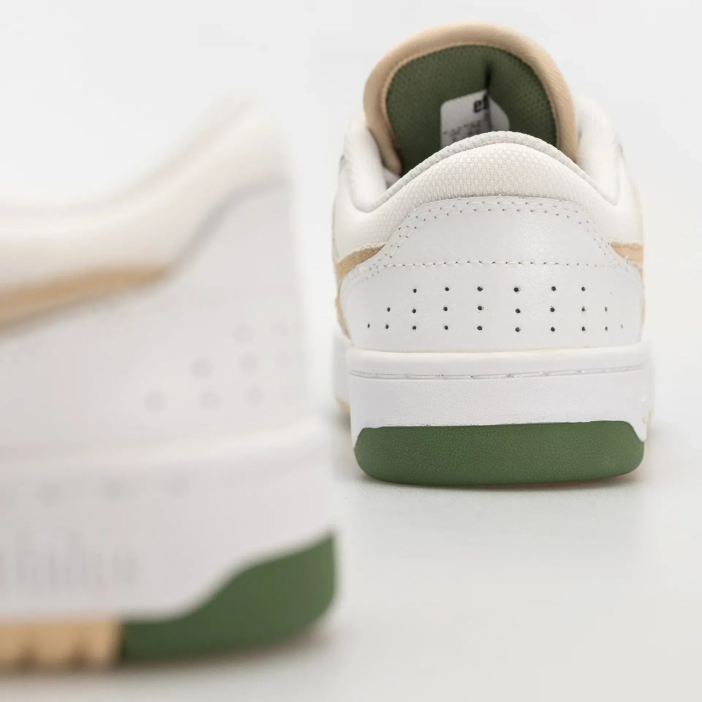 Loot Low - Top Skate Shoe White Green | etnies Official Low-Top Shoe Etnies Skate Original Sustainability Gear