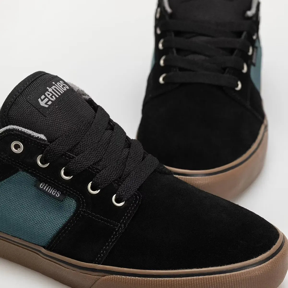 Barge LS Low - Top Vulcanized Black Teal | etnies Official Low-Top Vulcanized Etnies Skate Original Sustainability Gear