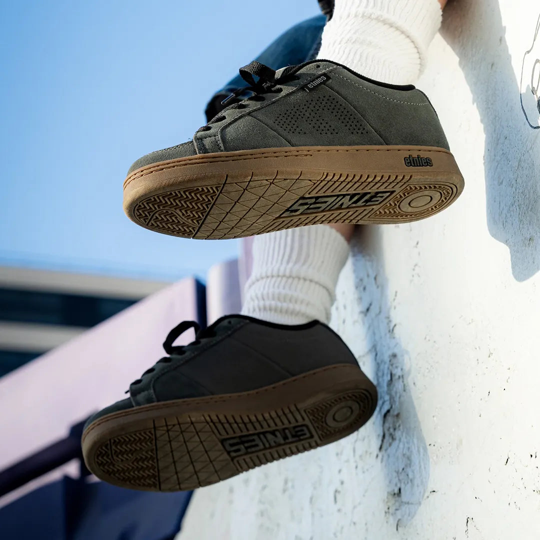 【未使用級】ETNIES KINGPIN スケートシューズ 29 黒 緑 Kingpin Carbon - men's skate shoes | etnies Official