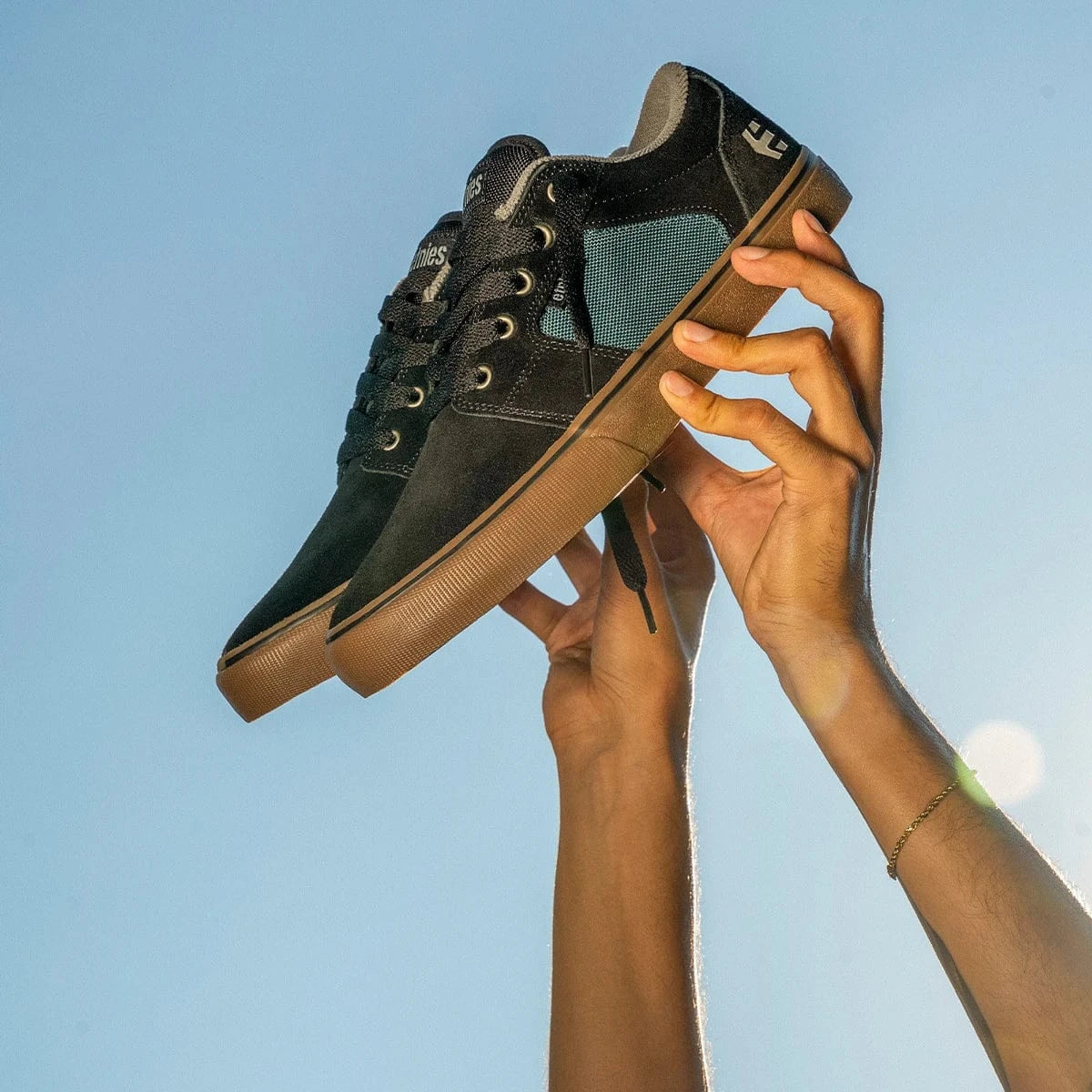 Barge LS Low - Top Vulcanized Black Teal | etnies Official Low-Top Vulcanized Etnies Skate Original Sustainability Gear