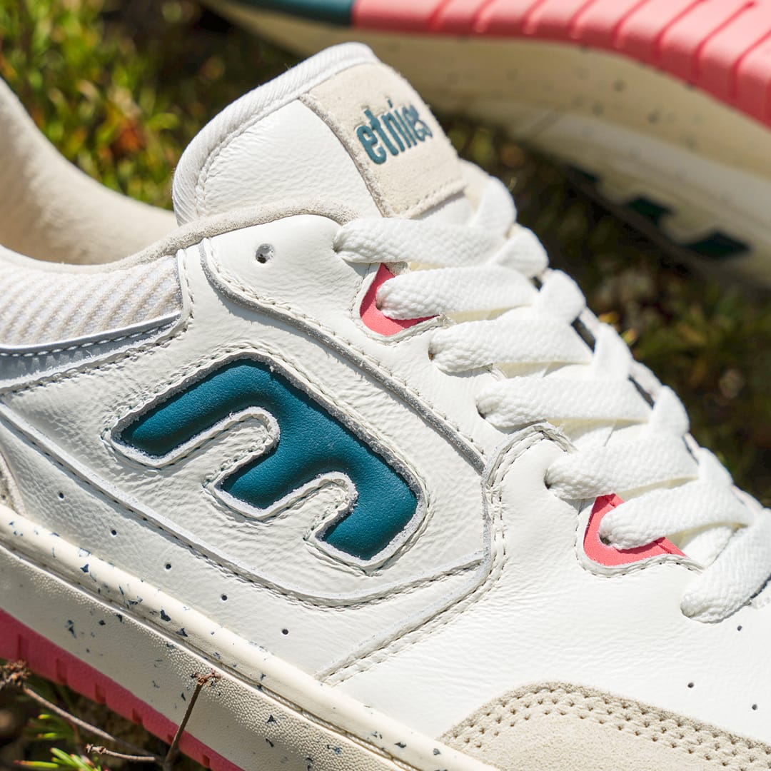Loot Skate Low-Top Shoe - skateboarding | etnies Official Low-Top Shoe etnies Skate Original Sustainability Gear