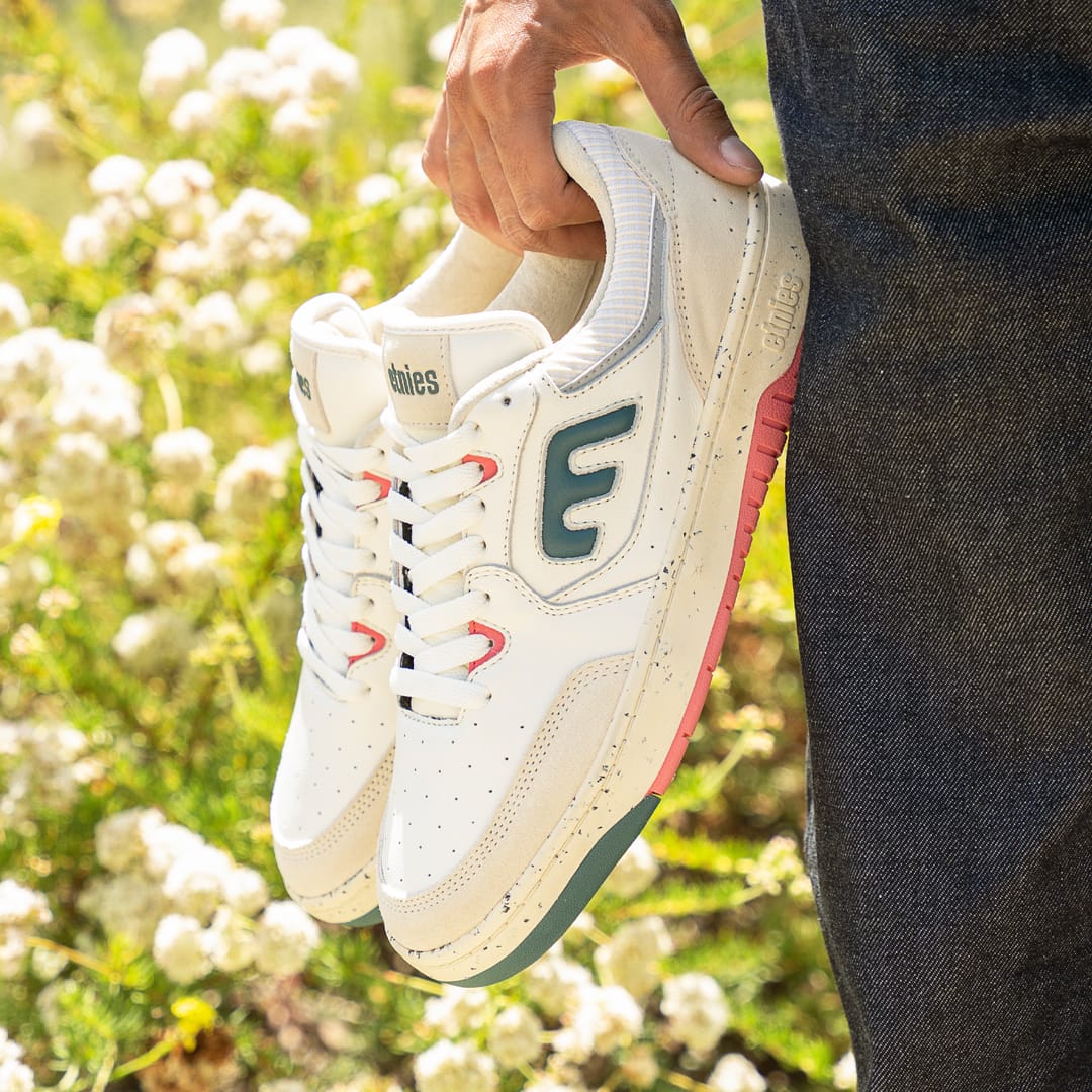 Loot Skate Low-Top Shoe - skateboarding | etnies Official Low-Top Shoe etnies Skate Original Sustainability Gear