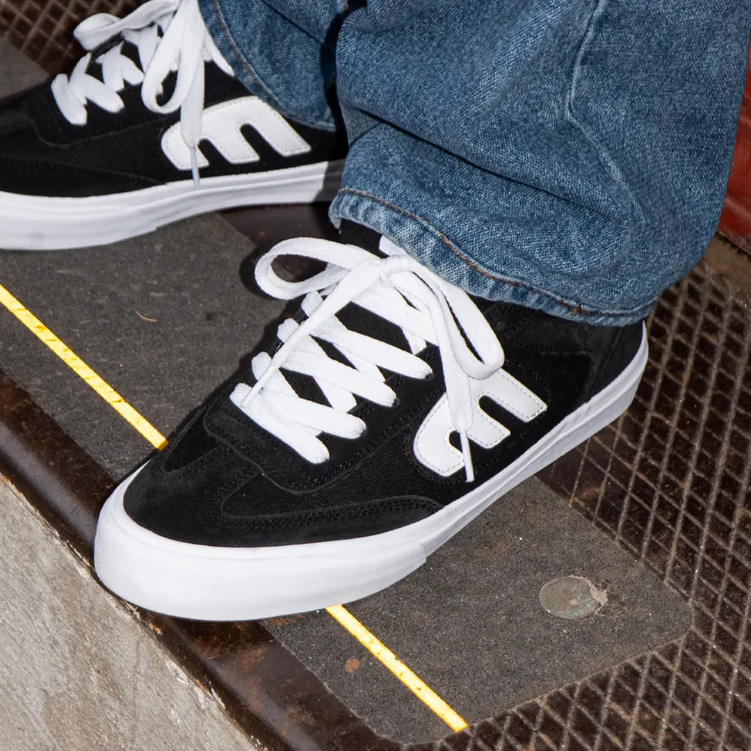 Black Vulcanized Skate Shoes – Locut Vulc | etnies Official etnies Skate Original Sustainability Gear