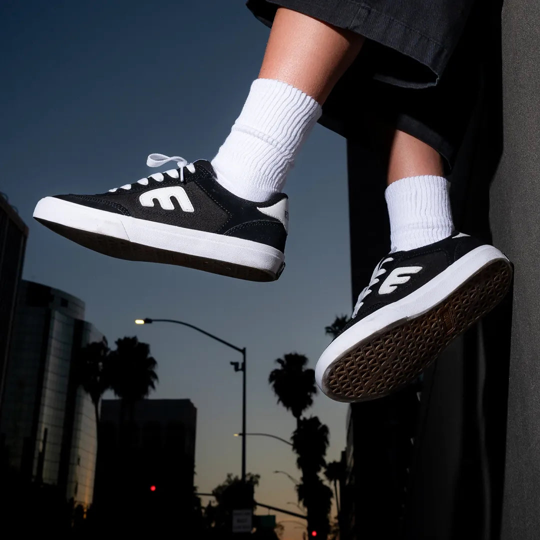 Black Vulcanized Skate Shoes – Locut Vulc | etnies Official
