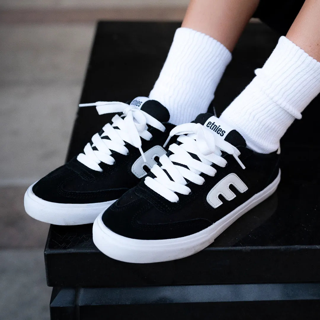 Black Vulcanized Skate Shoes – Locut Vulc | etnies Official etnies Skate Original Sustainability Gear