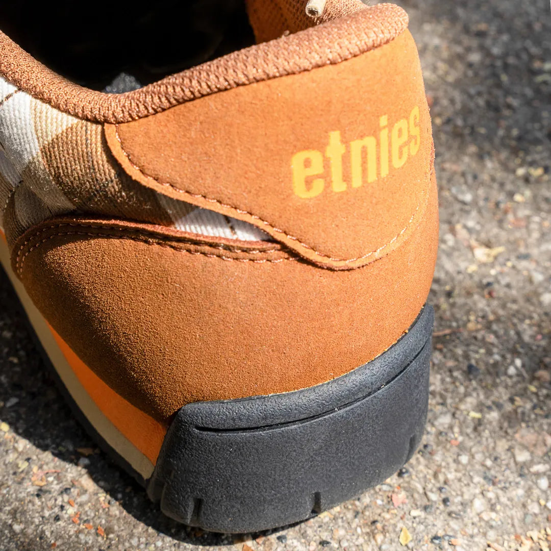 Brown Suede Low-Top Skate Shoes – Locut 2K | etnies Official etnies Skate Original Sustainability Gear