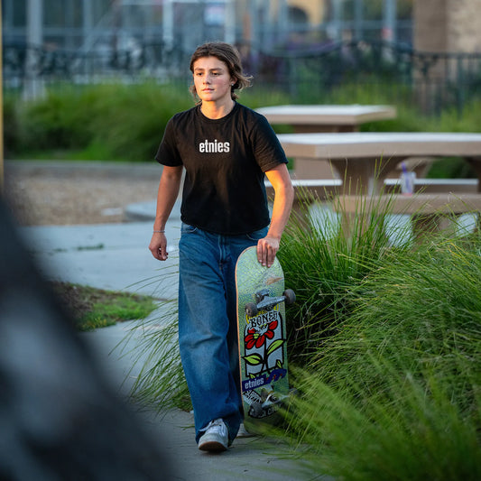 Black Logo Graphic Cotton T-Shirt | etnies Official US etnies BLACK/WHITE / S Skate Original Sustainability Gear 4130004196.976.2S.1ST 7630961809256