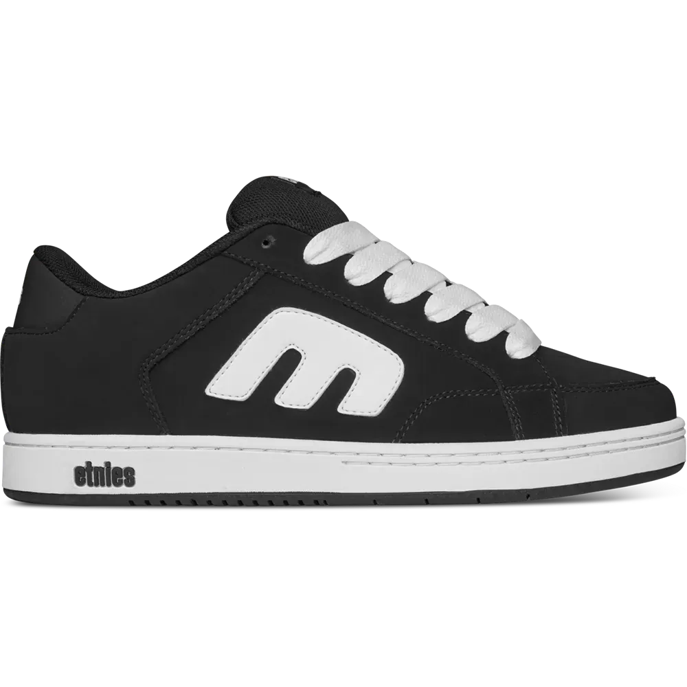 Black and White Chunky Suede Skate Shoes – etnies Kingpin 2K