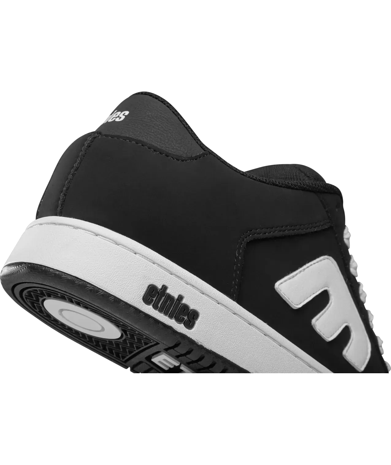 Black and White Chunky Suede Skate Shoes – etnies Kingpin 2K Alt3