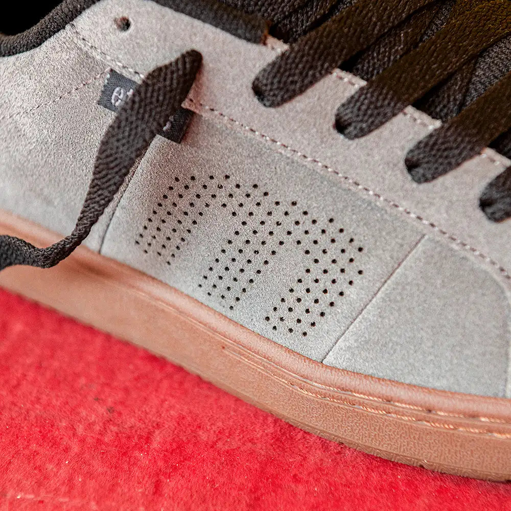 Kingpin black/dark grey/gum - skate shoes | etnies Official Low-Top Shoe Etnies Skate Original Sustainability Gear