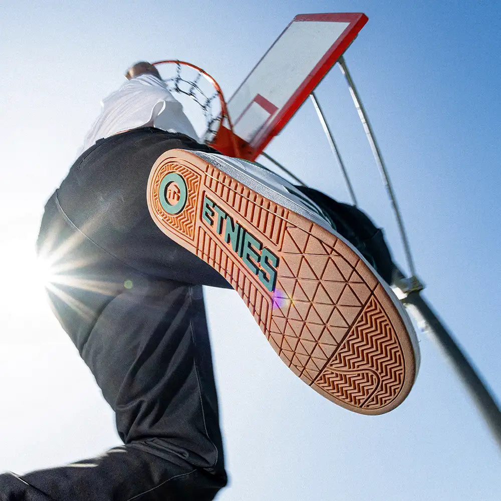 Callicut grey/white/gum - skate shoes | etnies Official Low-Top Shoe Etnies Skate Original Sustainability Gear