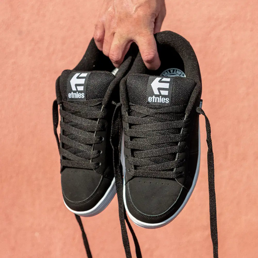 Kingpin brown/black/tan - skate shoes | etnies Official Low-Top Shoe Etnies Skate Original Sustainability Gear