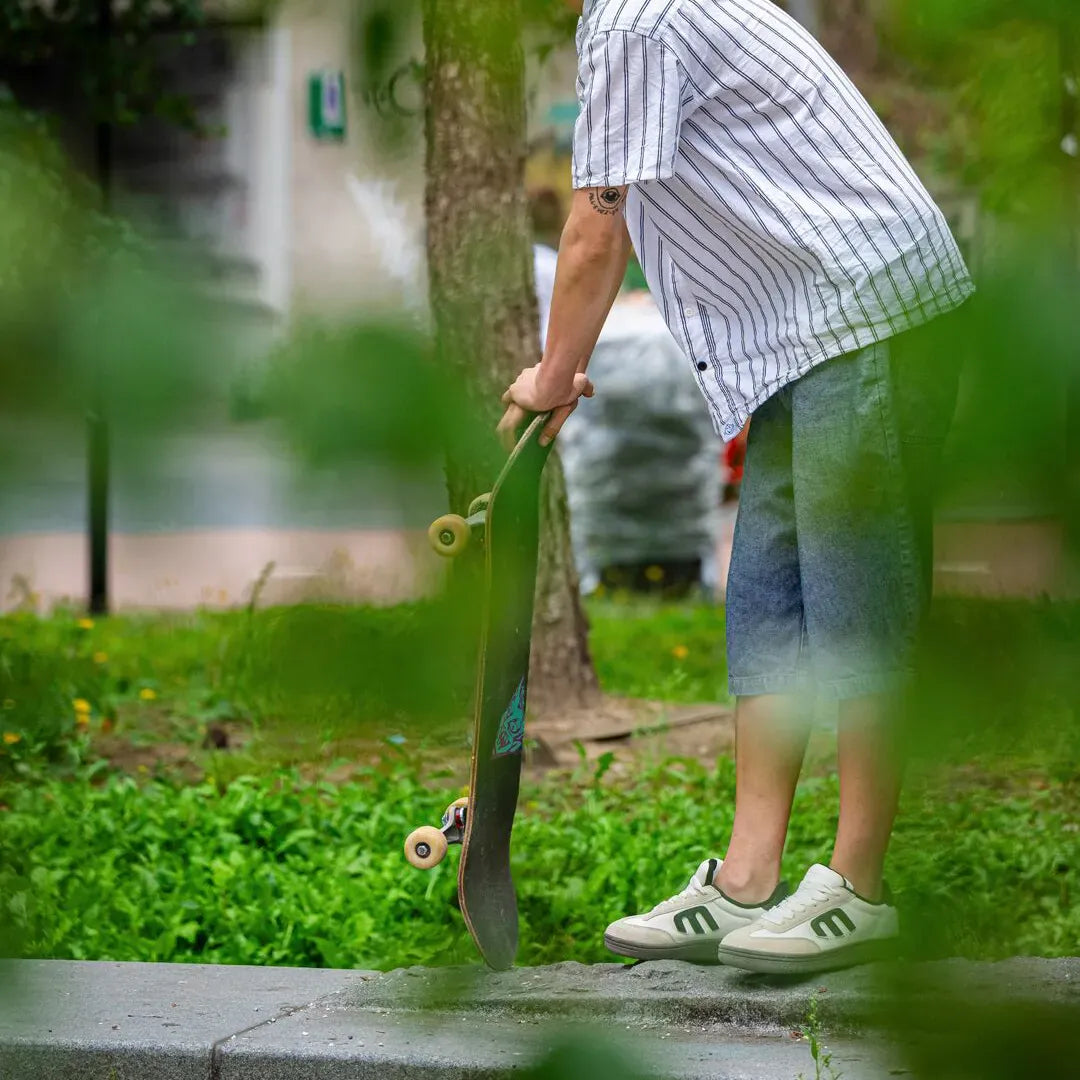 Locut Low - Top Skate Shoe White Black Gum | etnies Official Low-Top Shoe Etnies Skate Original Sustainability Gear