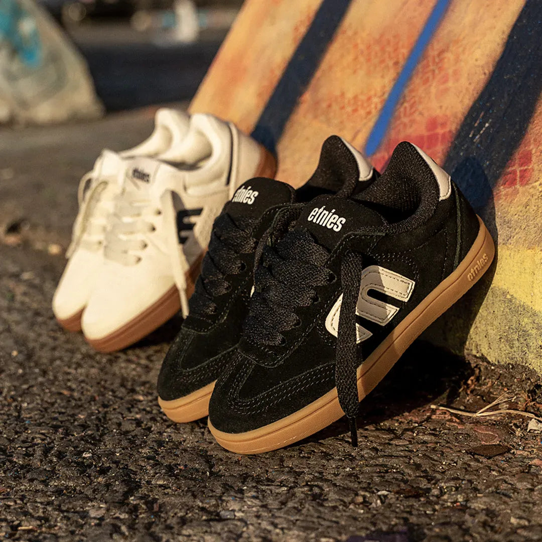 Marana Kids Skate Shoes for skateboarding  | etnies Official Low-Top Shoe Etnies Skate Original Sustainability Gear