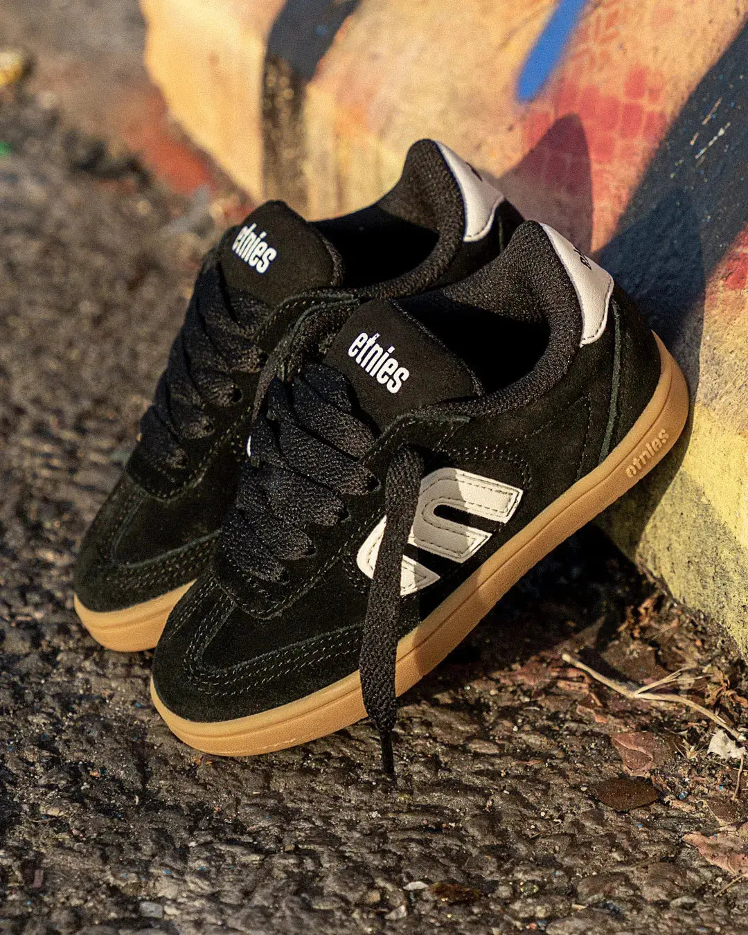 Kids skate shoes Locut - Low-Top | etnies Official Low-Top Shoe Etnies Skate Original Sustainability Gear