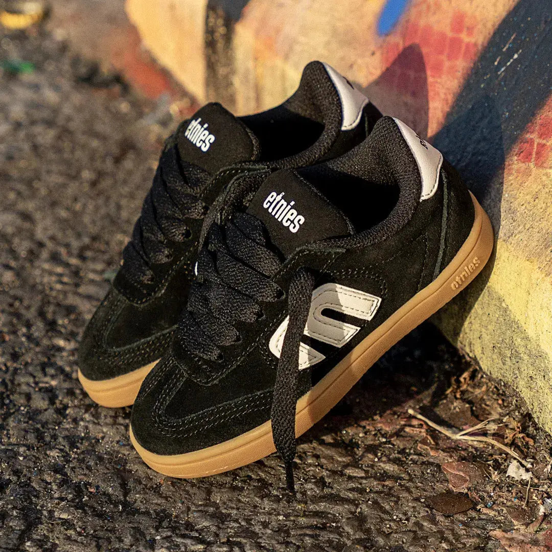 Kids skate shoes Locut - Low-Top | etnies Official Low-Top Shoe Etnies Skate Original Sustainability Gear