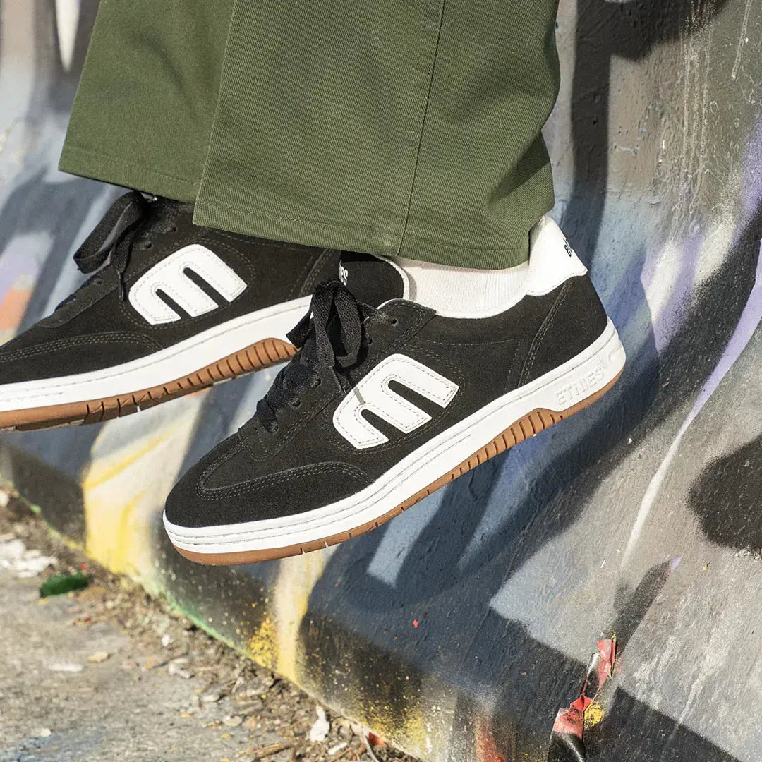 Locut Skate Low-Top Shoe - skateboarding | etnies Official Low-Top Shoe Etnies Skate Original Sustainability Gear