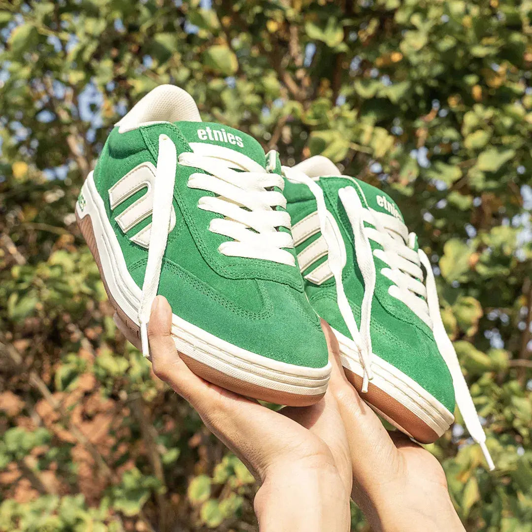 Locut Skate Low-Top Shoe - skateboarding | etnies Official Low-Top Shoe Etnies Skate Original Sustainability Gear