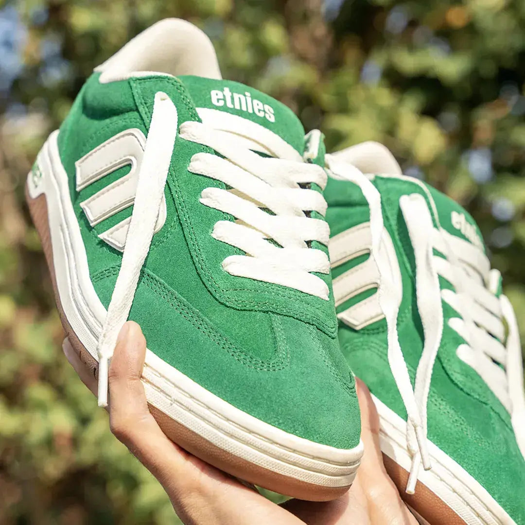 Locut Skate Low-Top Shoe - skateboarding | etnies Official Low-Top Shoe Etnies Skate Original Sustainability Gear