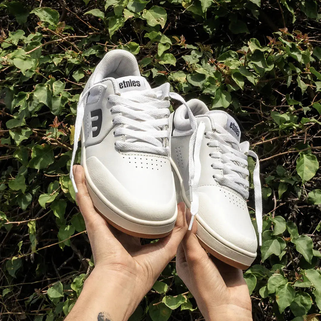 靴 ETNIES 00s Marana OG Skate Low-Top - men's shoes | etnies Official