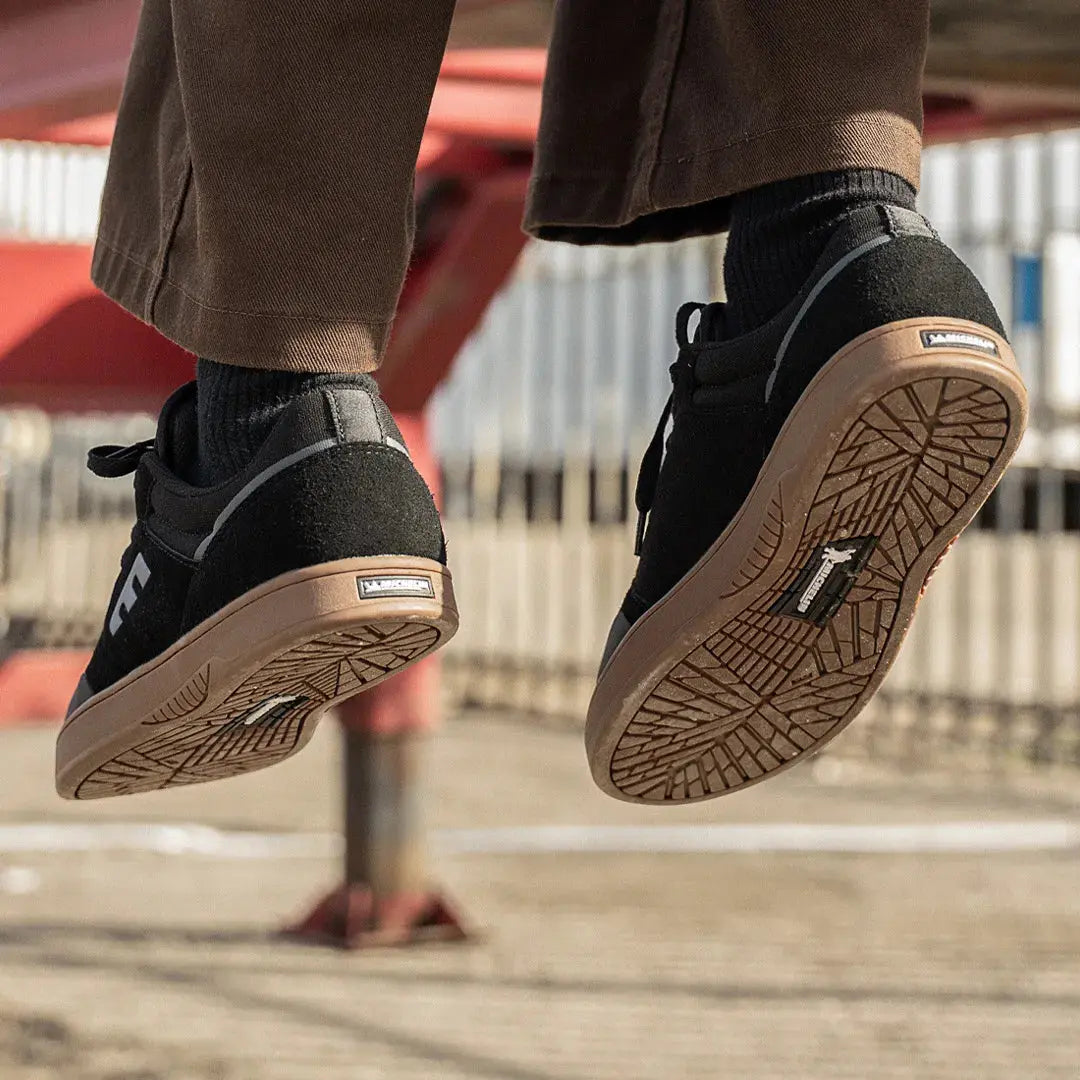 Marana Michelin Shoe Black/Gum/Dark Grey | etnies Official Low-Top Shoe Etnies Skate Original Sustainability Gear