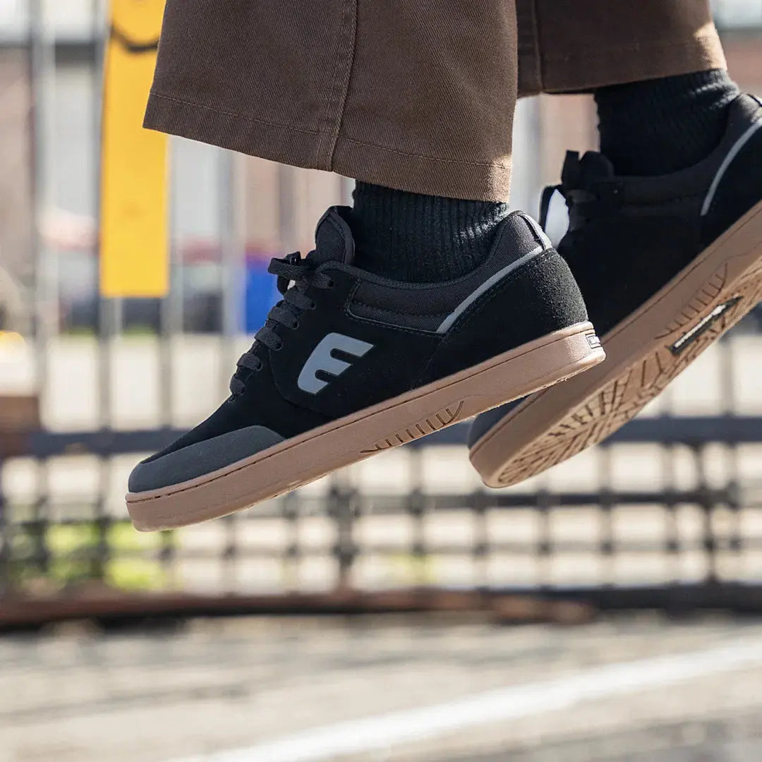 Marana Michelin Shoe Black/Gum/Dark Grey | etnies Official Low-Top Shoe Etnies Skate Original Sustainability Gear