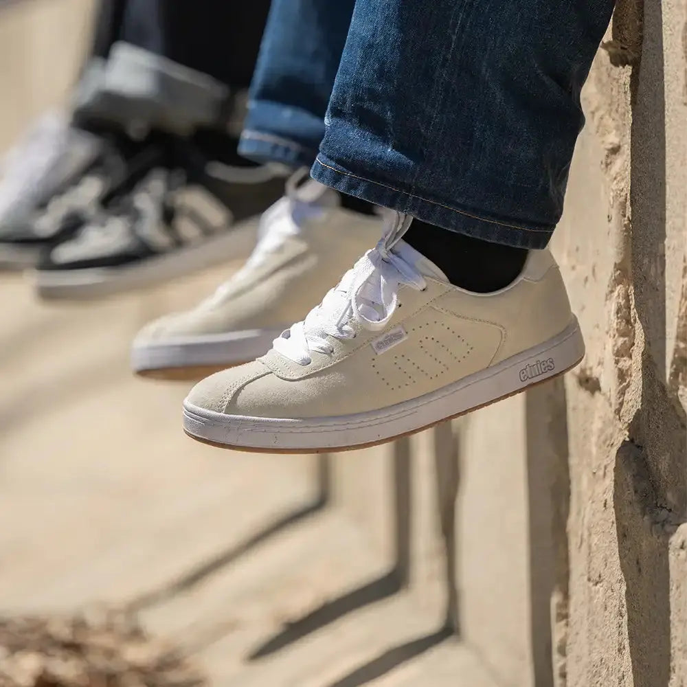Scam OG white - men's skate shoes | etnies Official