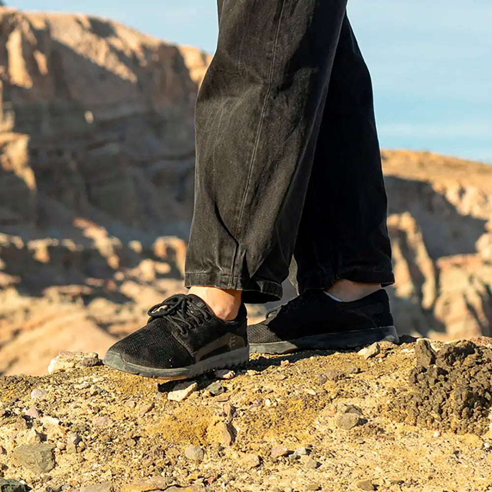 Scout black/white/gum - skate shoes | etnies Official Low-Top Shoe Etnies Skate Original Sustainability Gear