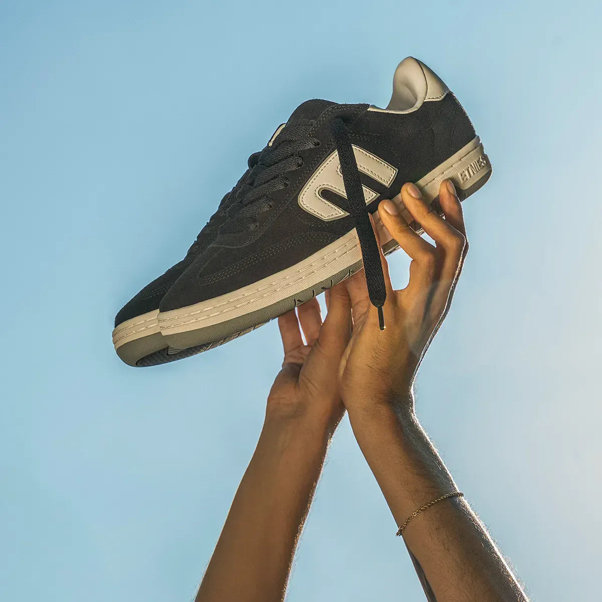 Locut black/white - skate shoes | etnies Official Low-Top Shoe Etnies Skate Original Sustainability Gear