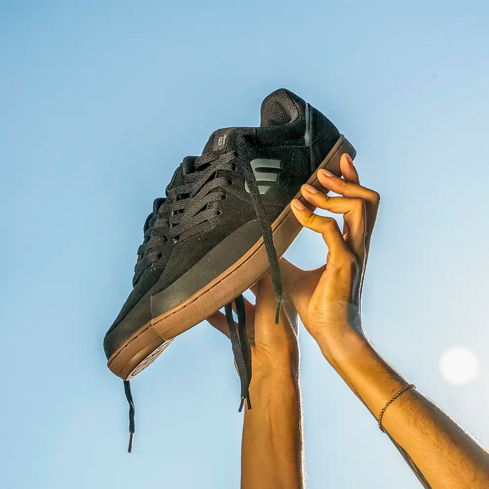 Marana Michelin Shoe Black/Gum/Dark Grey | etnies Official Low-Top Shoe Etnies Skate Original Sustainability Gear