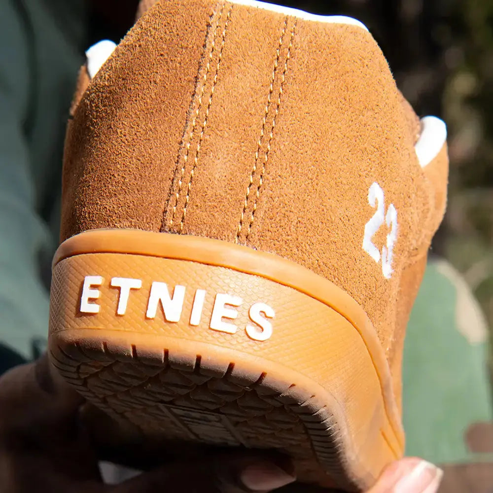 Sal 23 brown/gum - men's skate shoes | etnies Official