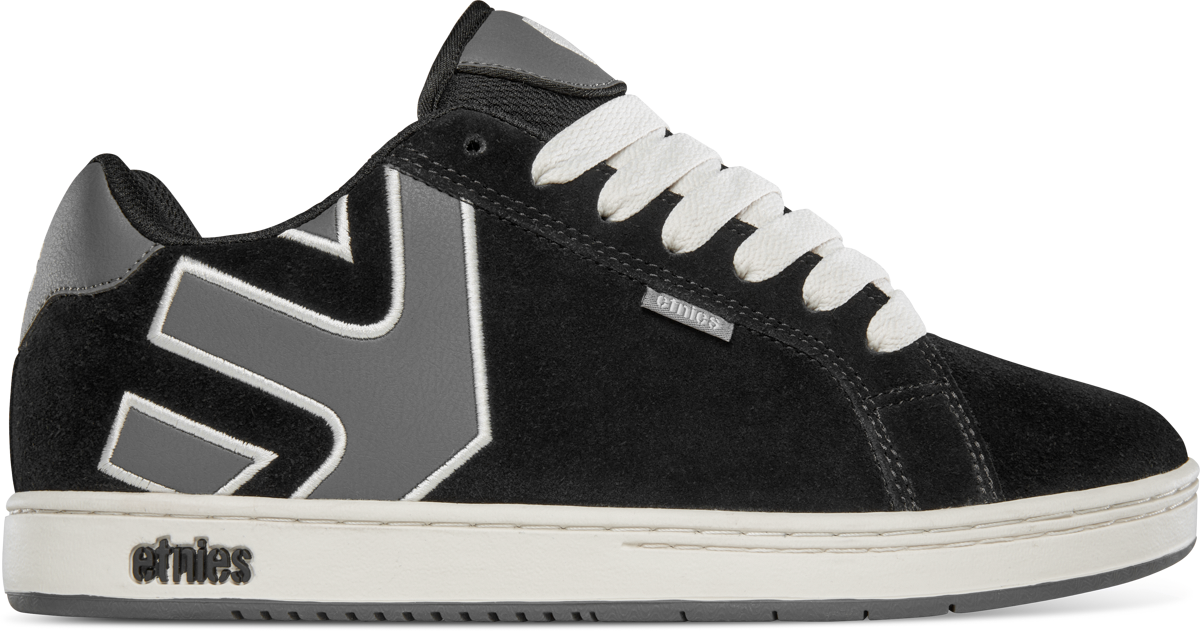 Etnies online