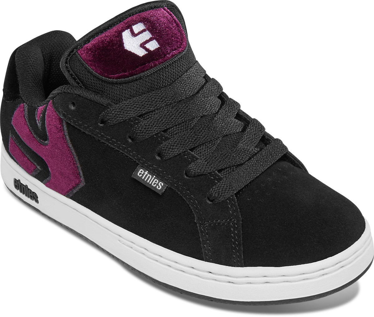 Pink etnies sales